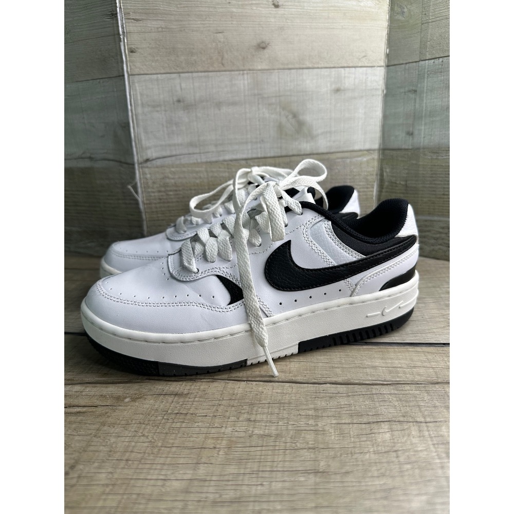 Nike Gamma Force White Black Low Top Platform Sneakers DX9176-100 Womens 6.5